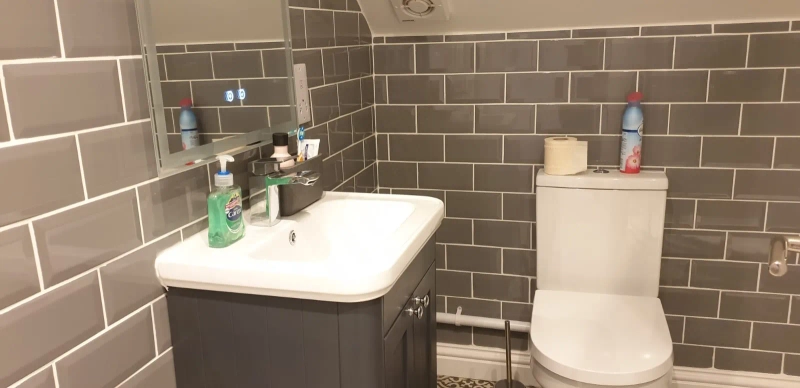 Flat 3, 143 Monks Road - 1 Bed - Thumbnail 10
